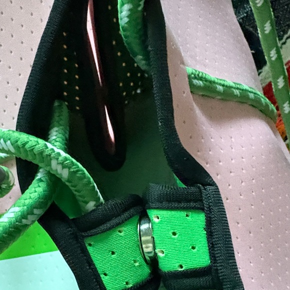 Stylish Pink and Green Tote Bag - Picture 5 of 5